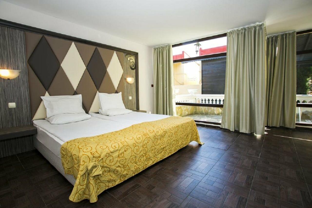 Elenite Villas Εξωτερικό φωτογραφία